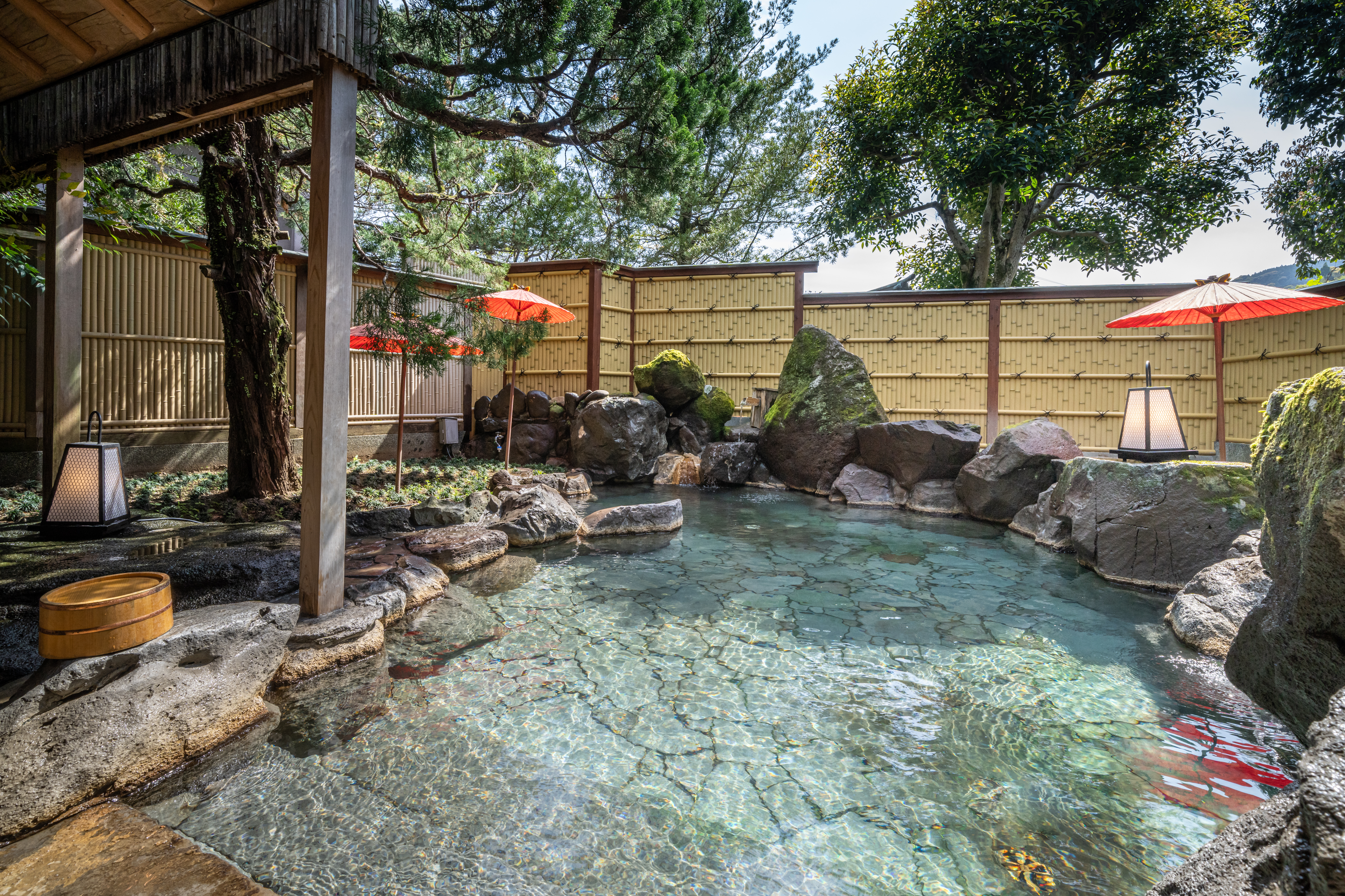 女性用露天風呂