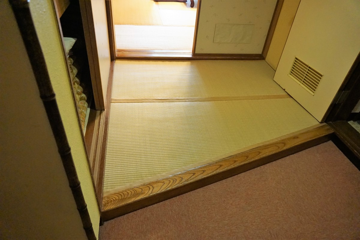 客室(和室)入り口の段差