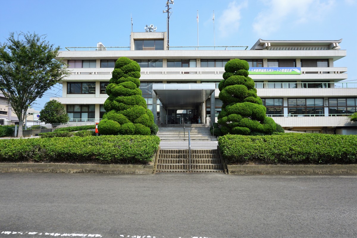 駐車場から庁舎まで