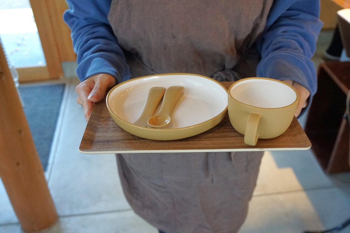 お子様食器