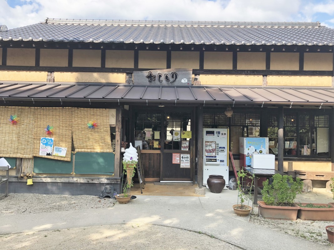 梅の花神埼村 ゆば・とうふ工房おしとり