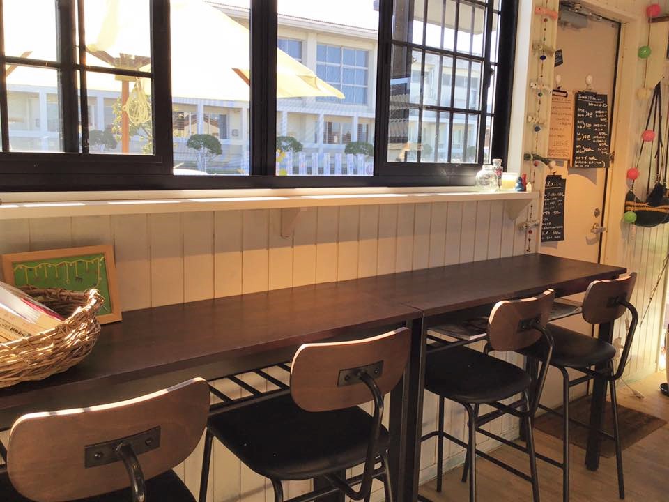 【ｃａｆｅ１６】カウンター席