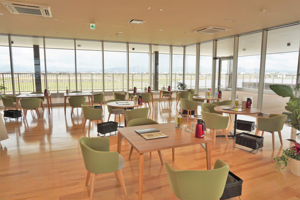 【２階：レストラン】