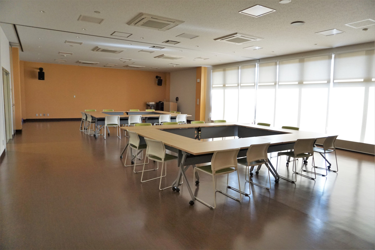 【2階：貸会議室】