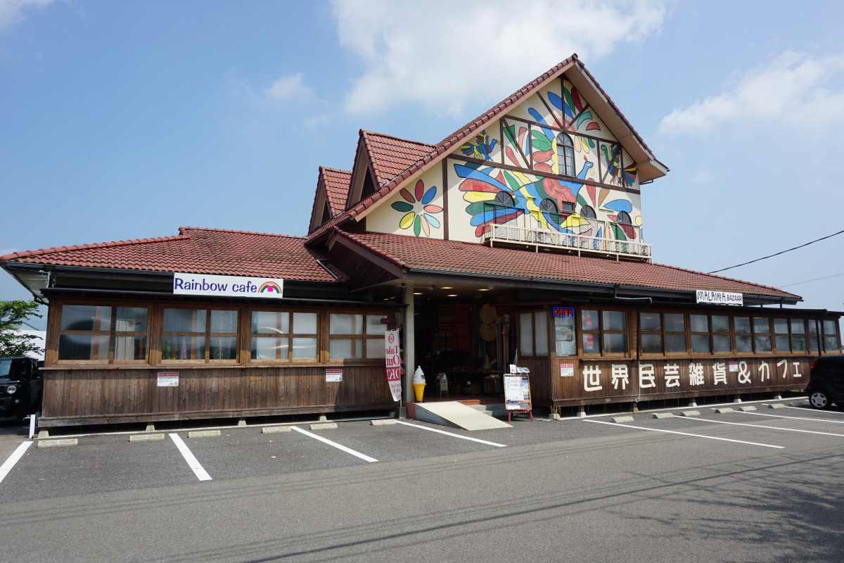 MALAIKA　BAZAAR佐賀店