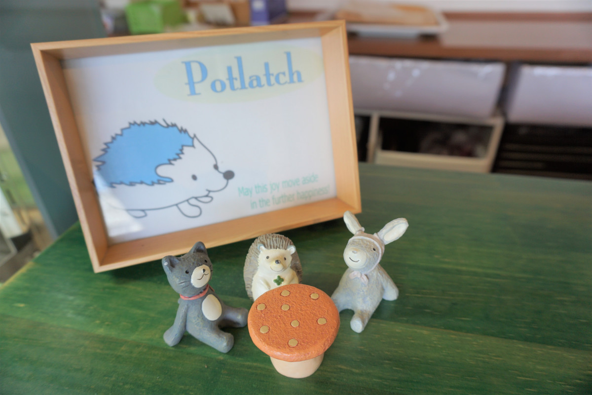 potlatchとは、「幸せのおすそわけ」という意味だそう♬