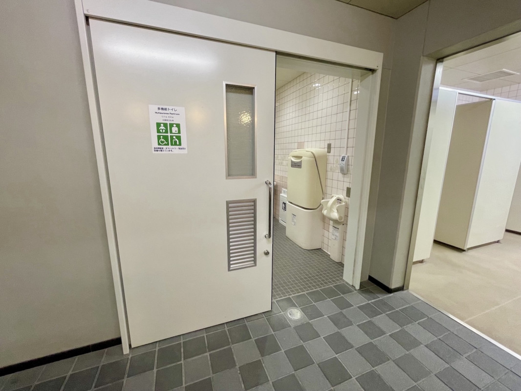 多機能トイレ
