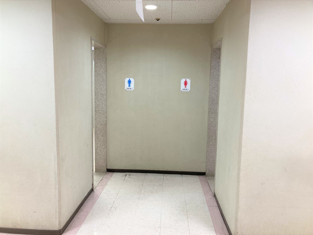 トイレ入り口