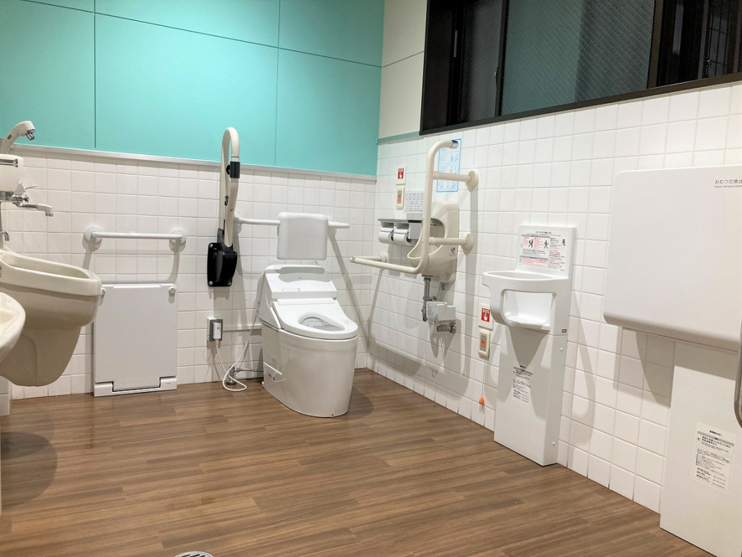 みんなのトイレ内