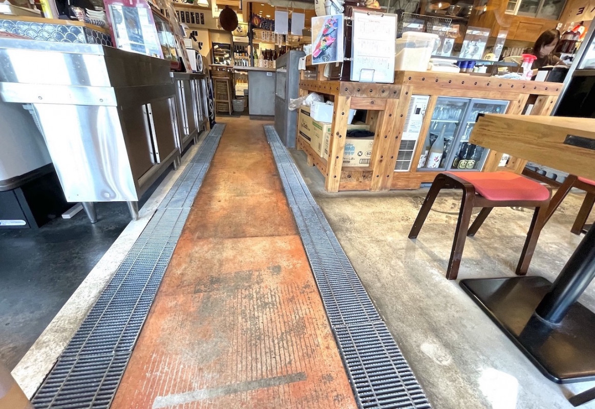 屋内通路(排水グレイーチングあり)