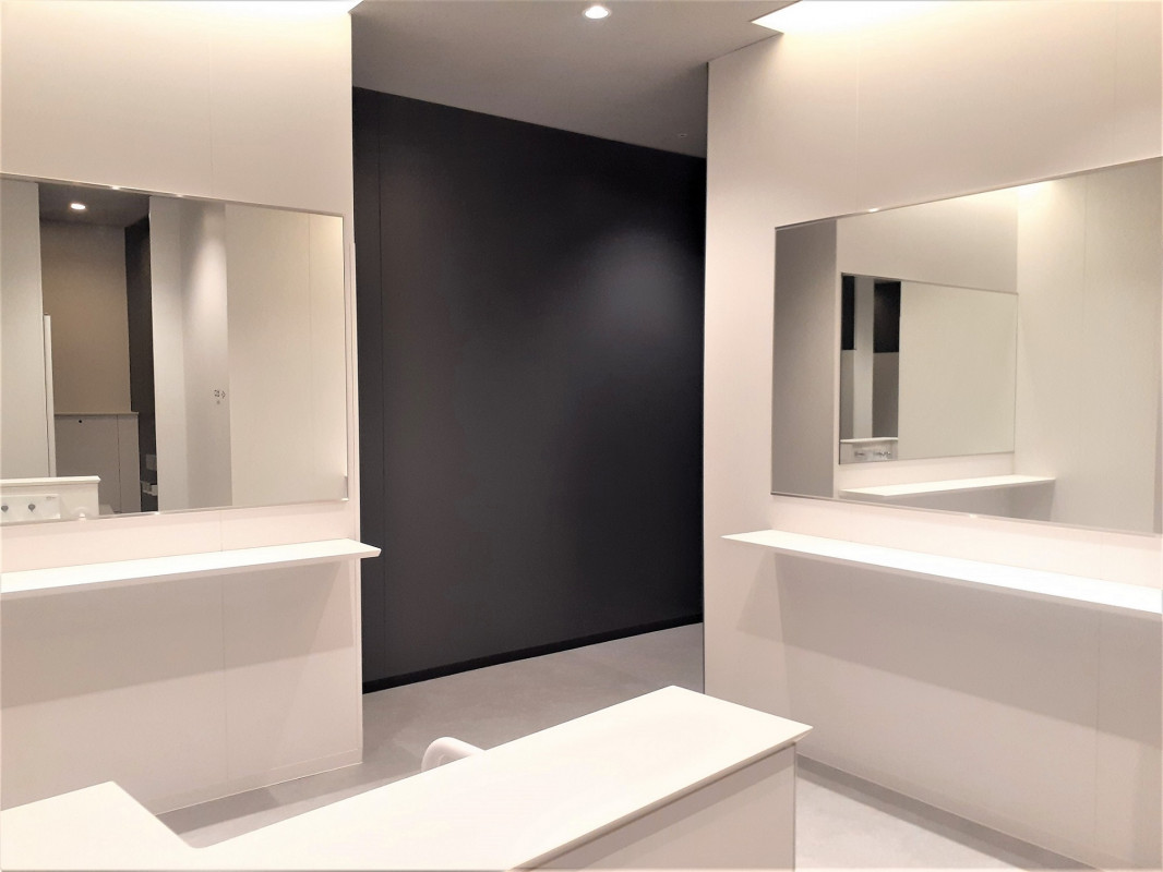 パウダールーム