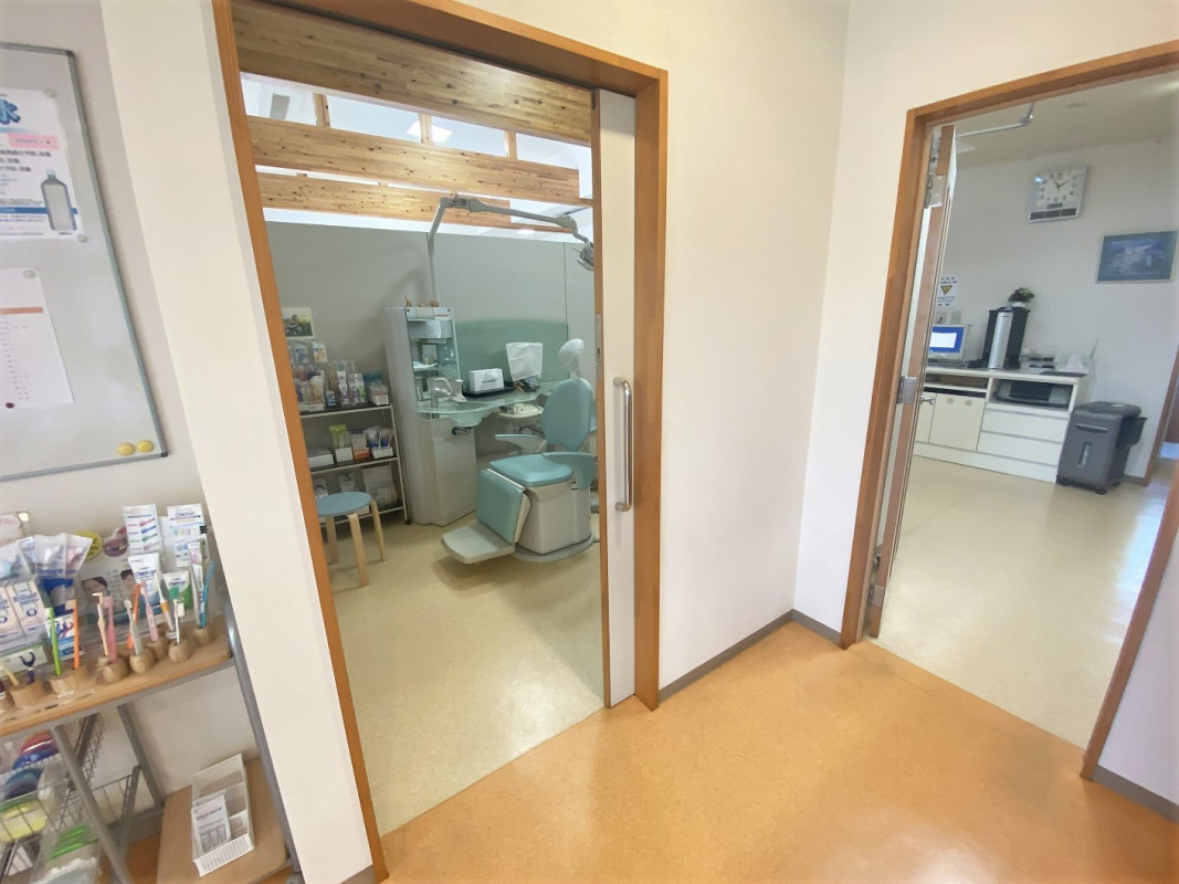 診療室までの通路