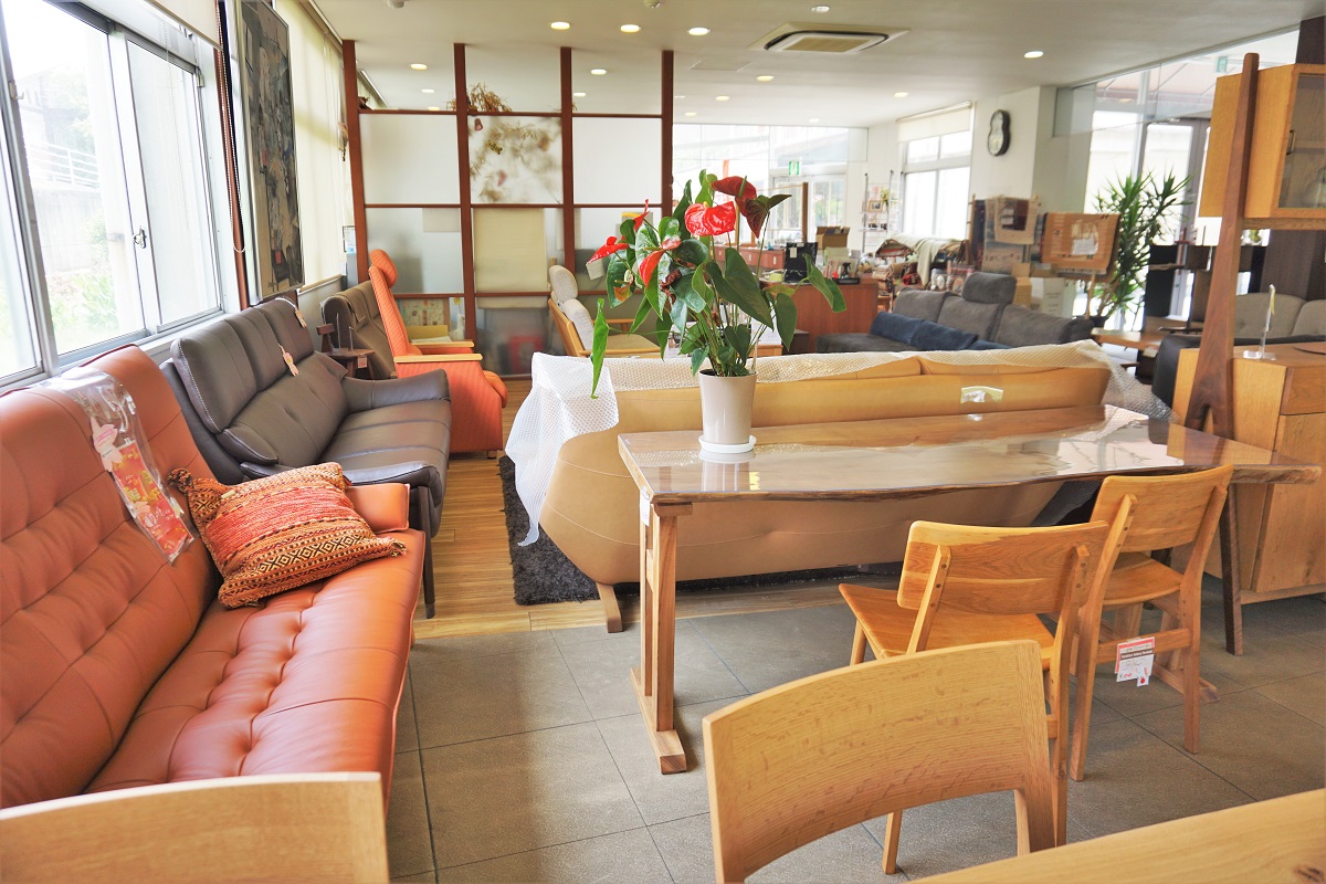 ショールーム1階