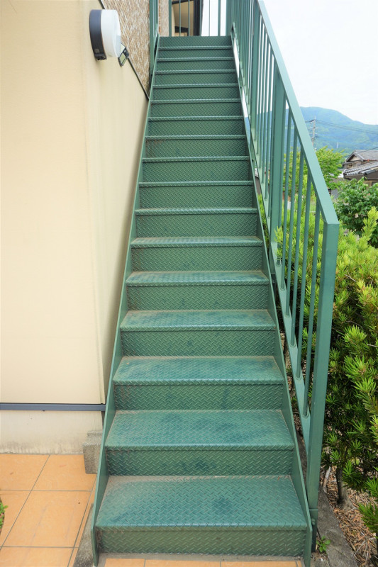 雨の日など気を付けてお上がりください