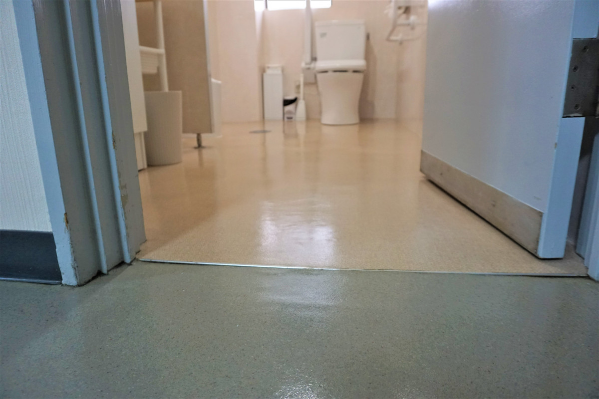 検査用トイレ②