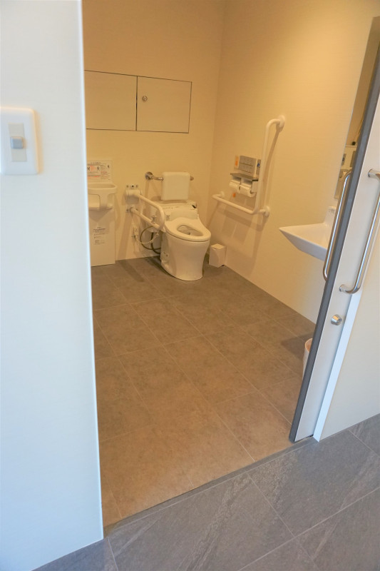 車いす対応トイレ