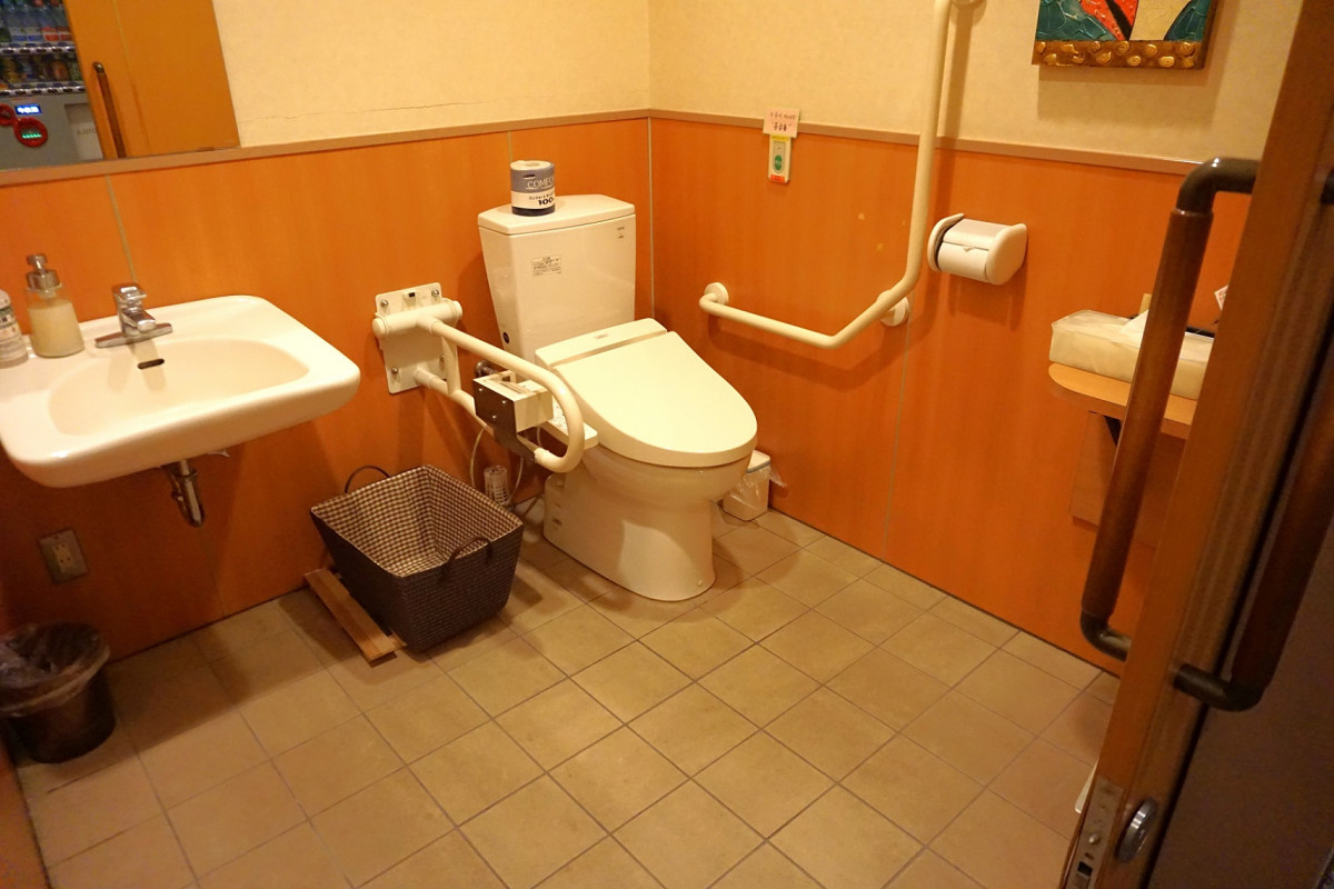 女性用トイレ