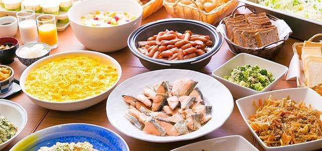 朝食無料！