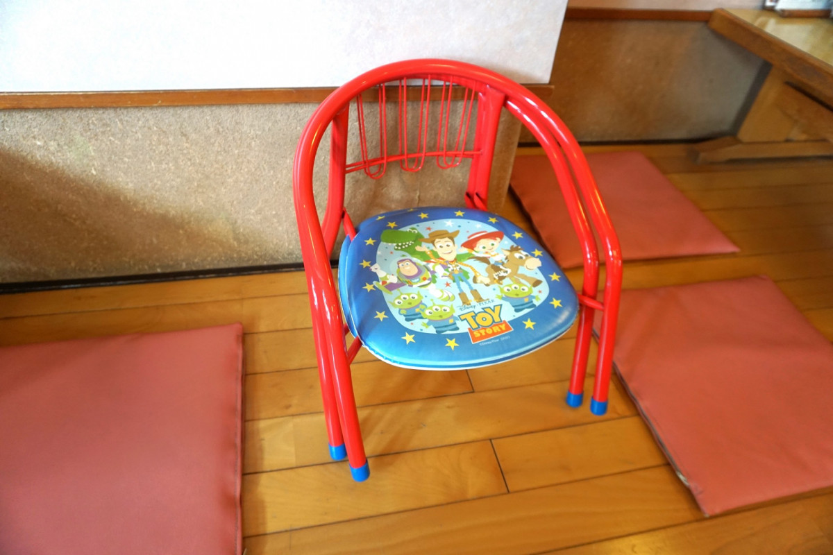 座敷席用お子様椅子