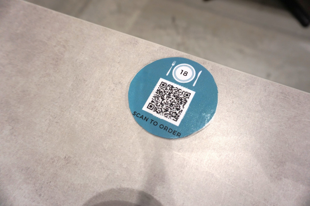 お席で注文できます