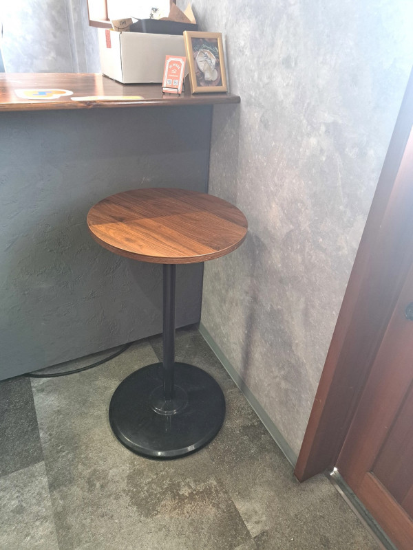 レジ前荷物置き