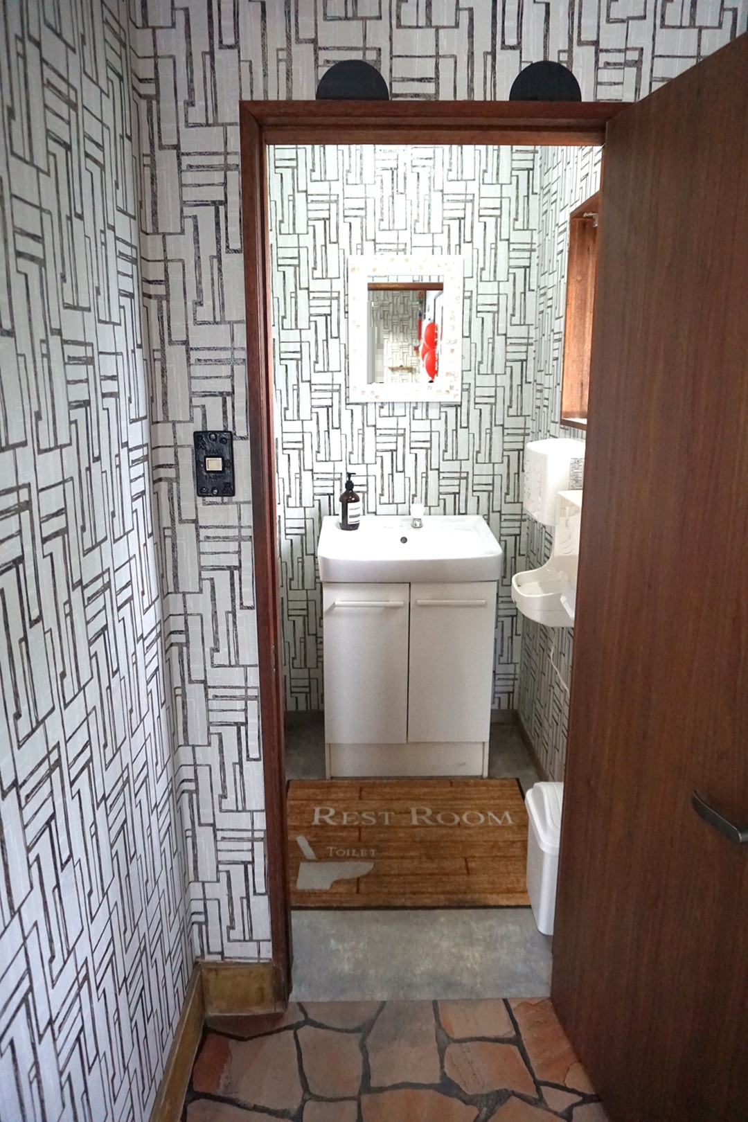 出入口段差ありません。