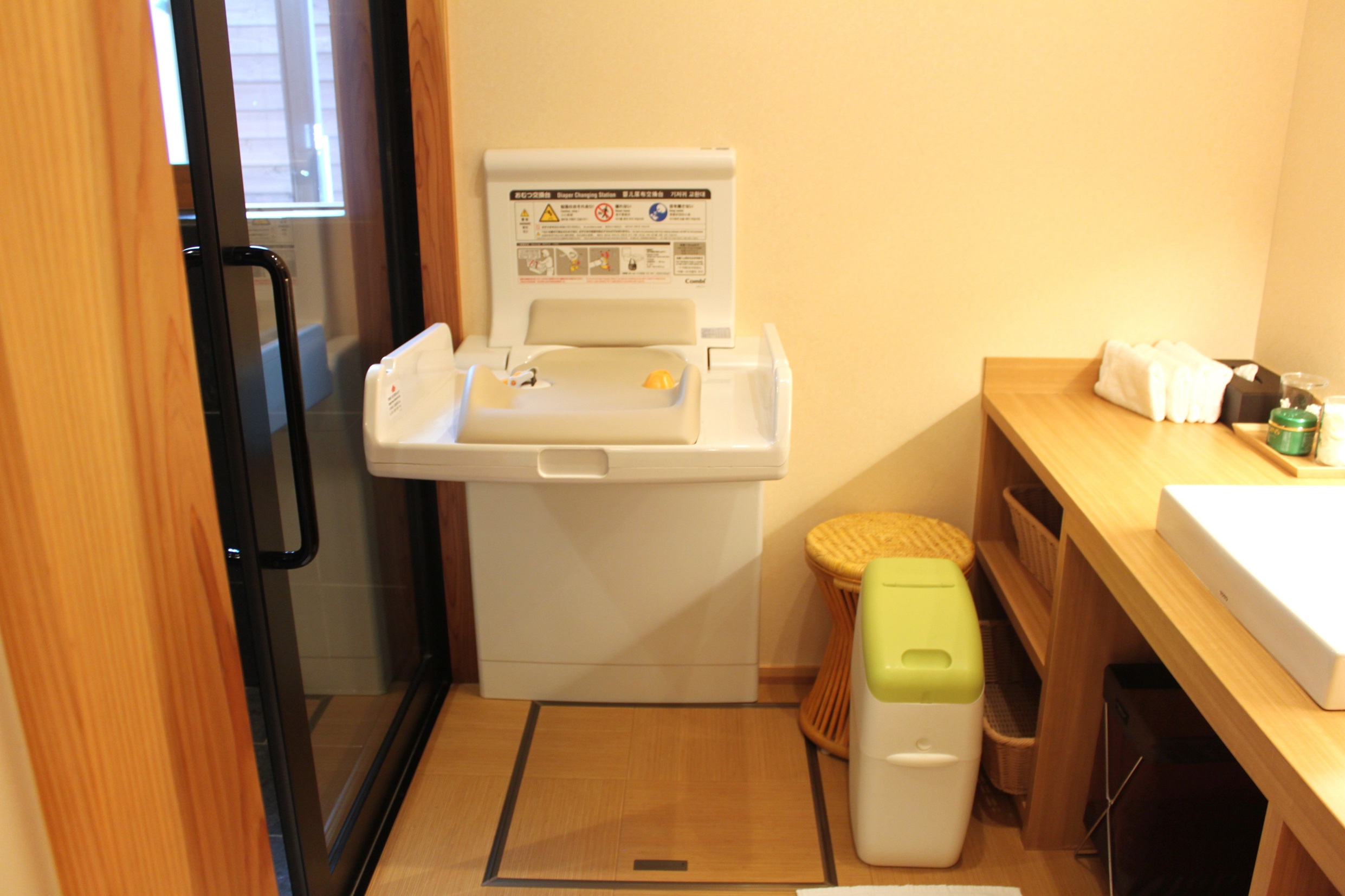 貸切風呂におむつ交換台あります