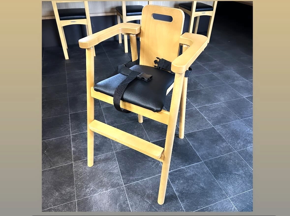 お子様いすあります