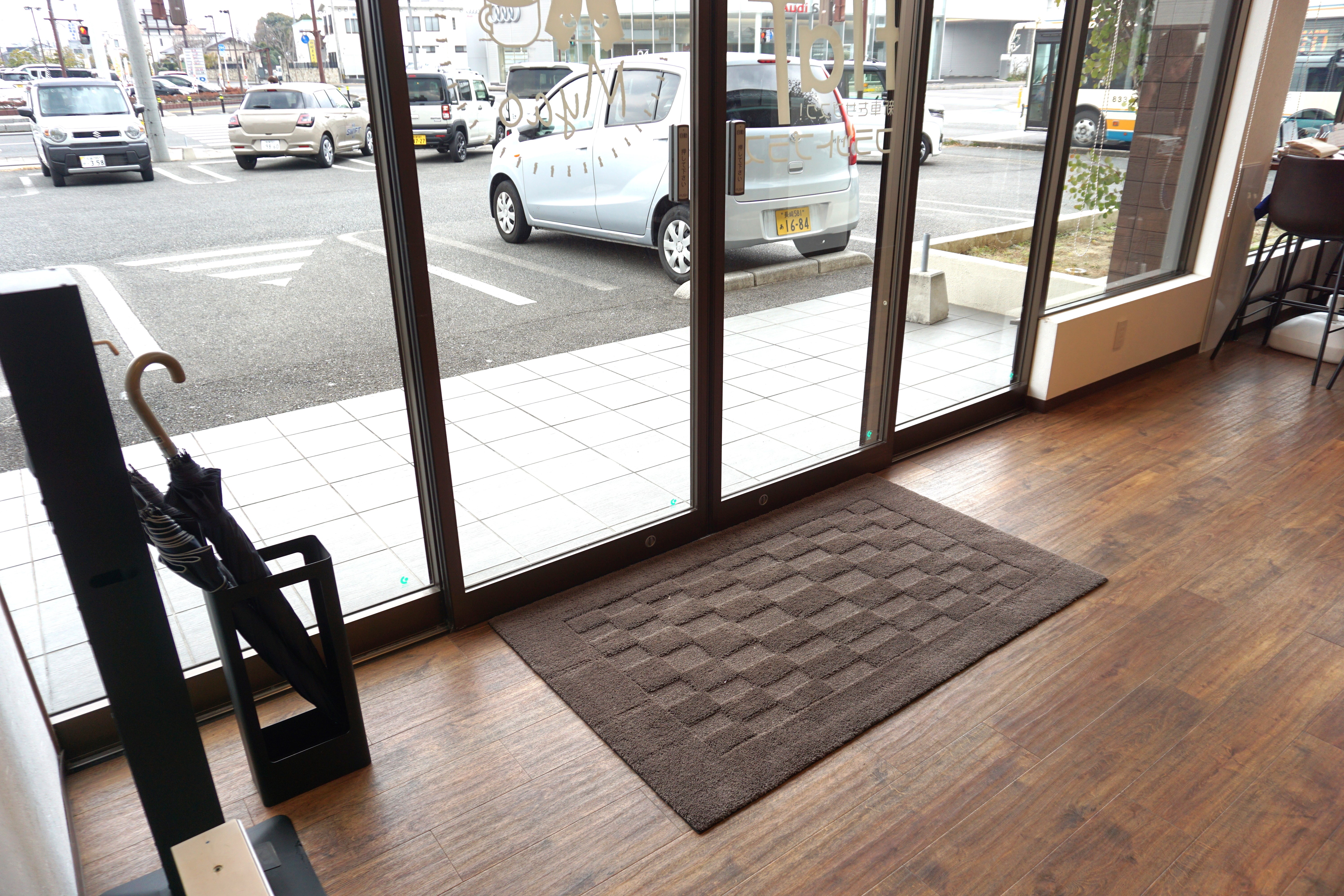 店内側からの出入口