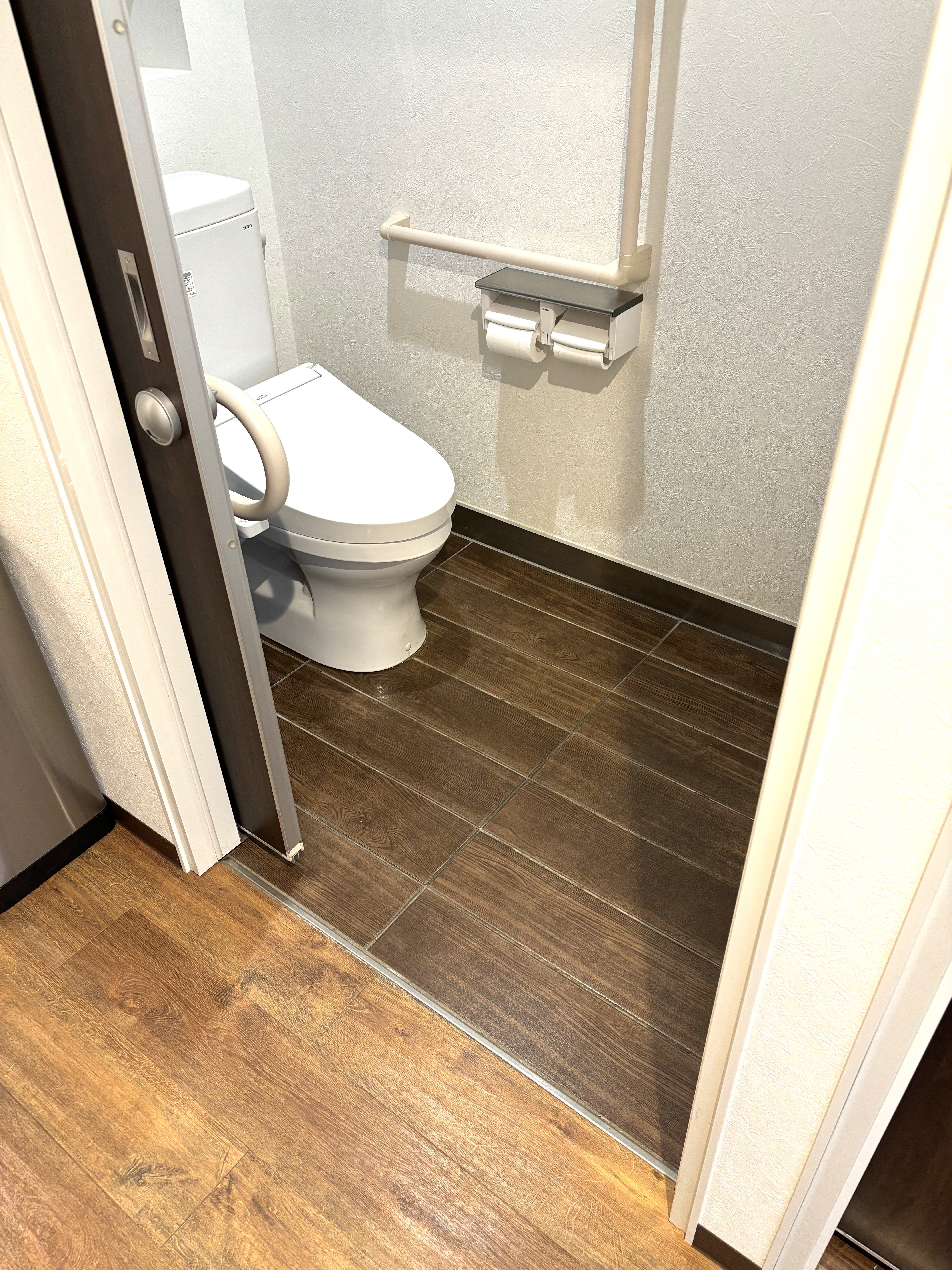 車いす対応トイレあります