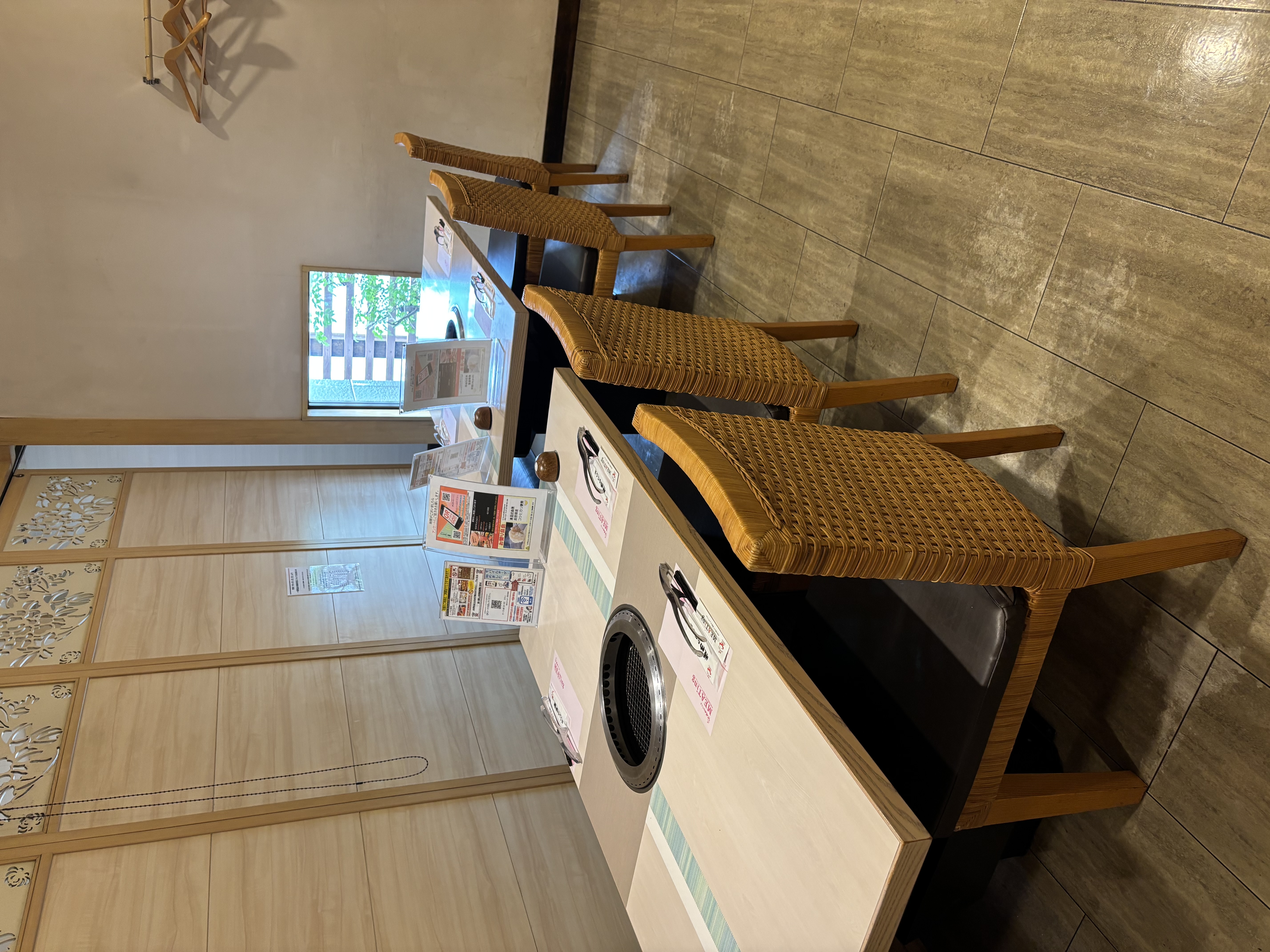 仕切りで区切れば人数に合わせて利用できます